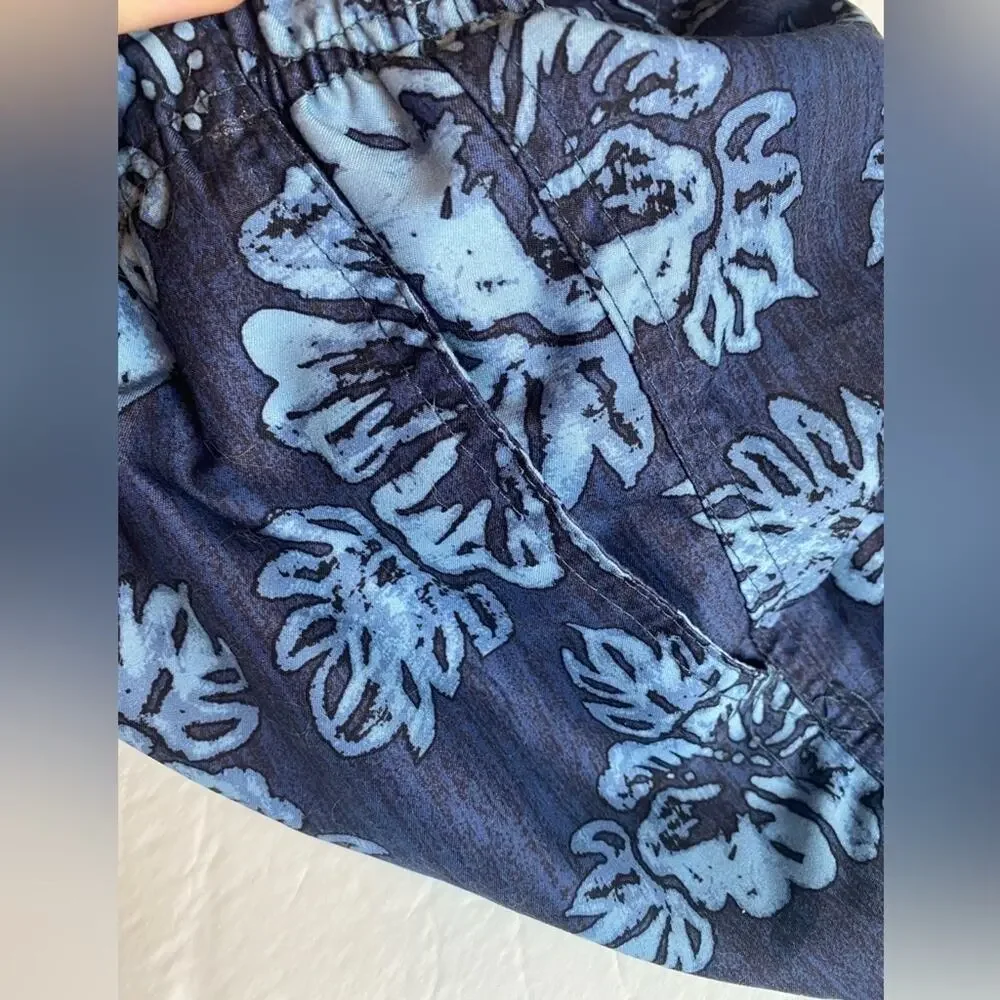 OP Men's Medium Board Shorts Blue Floral Swim Trunks Beach Vacation Travel Lined